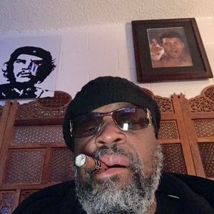 Meet your Posher, Carl